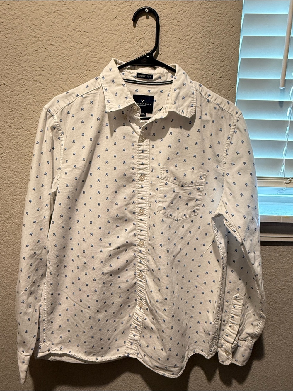American Eagle Outfitters White Button-Down Shirt with Navy Micro Print